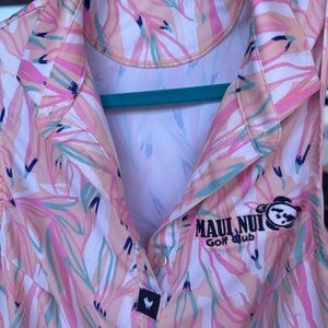 Women’s Medium Golf Shirt